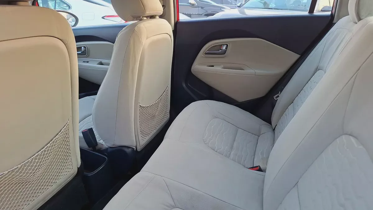 2013 Kia Rio S GCC Specs-16-16
