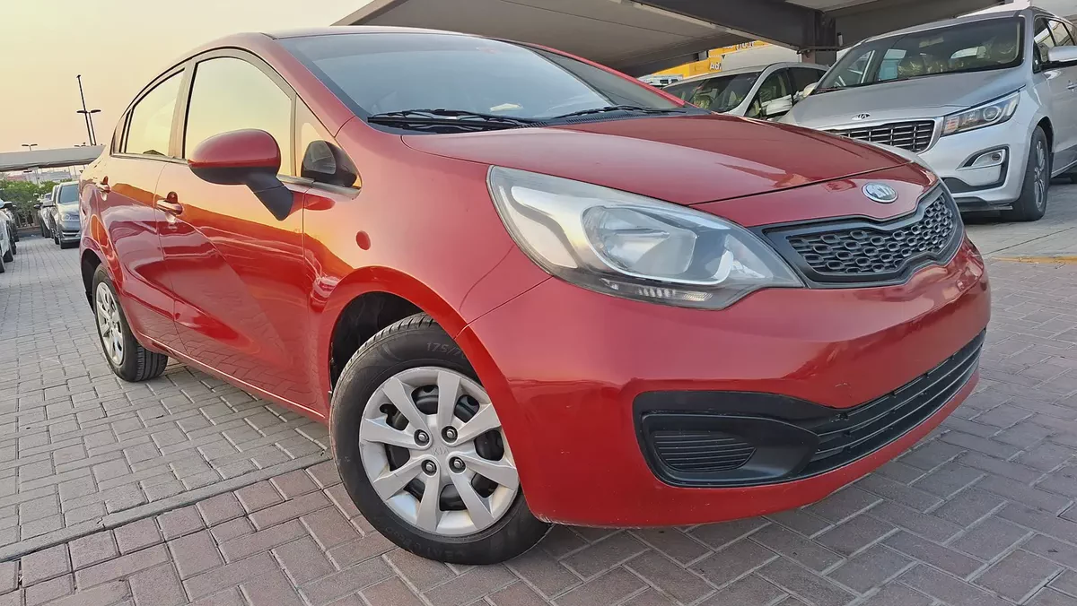 2013 Kia Rio S GCC Specs