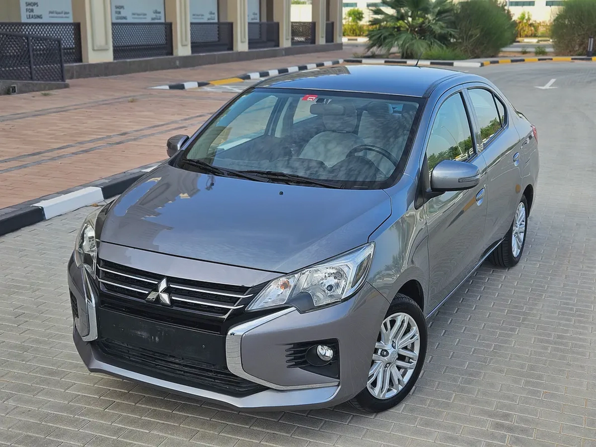 2023 Mitsubishi Attrage GLX - GCC Specs - Excellent condition With Navigation Low KM Eco City Car-3-3