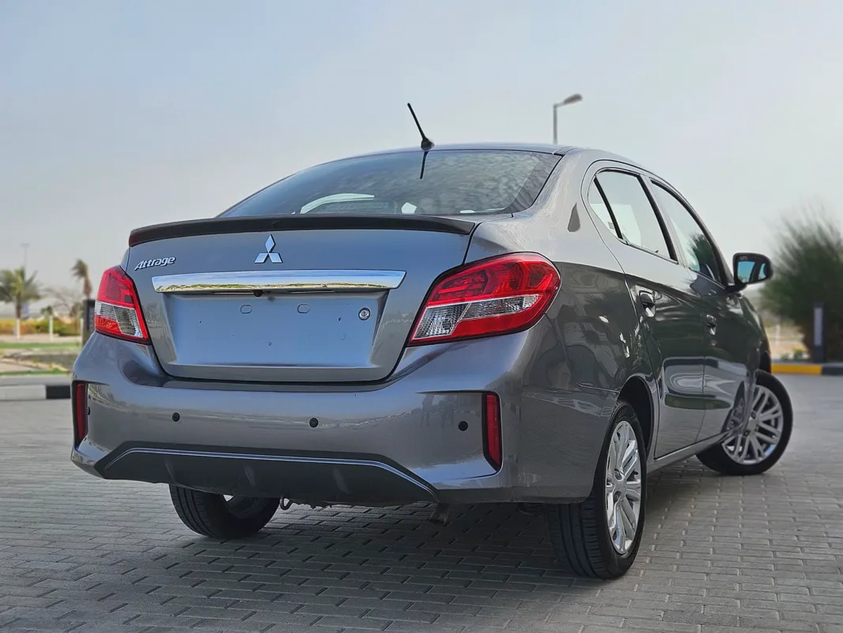 2023 Mitsubishi Attrage GLX - GCC Specs - Excellent condition With Navigation Low KM Eco City Car-17-17