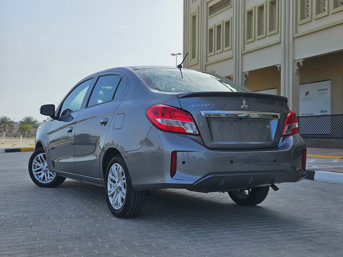 2023 Mitsubishi Attrage GLX - GCC Specs - Excellent condition With Navigation Low KM Eco City Car-18-18