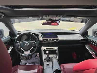 2019 Lexus IS 350 F Sport - GCC Specs - Perfect Condition-9