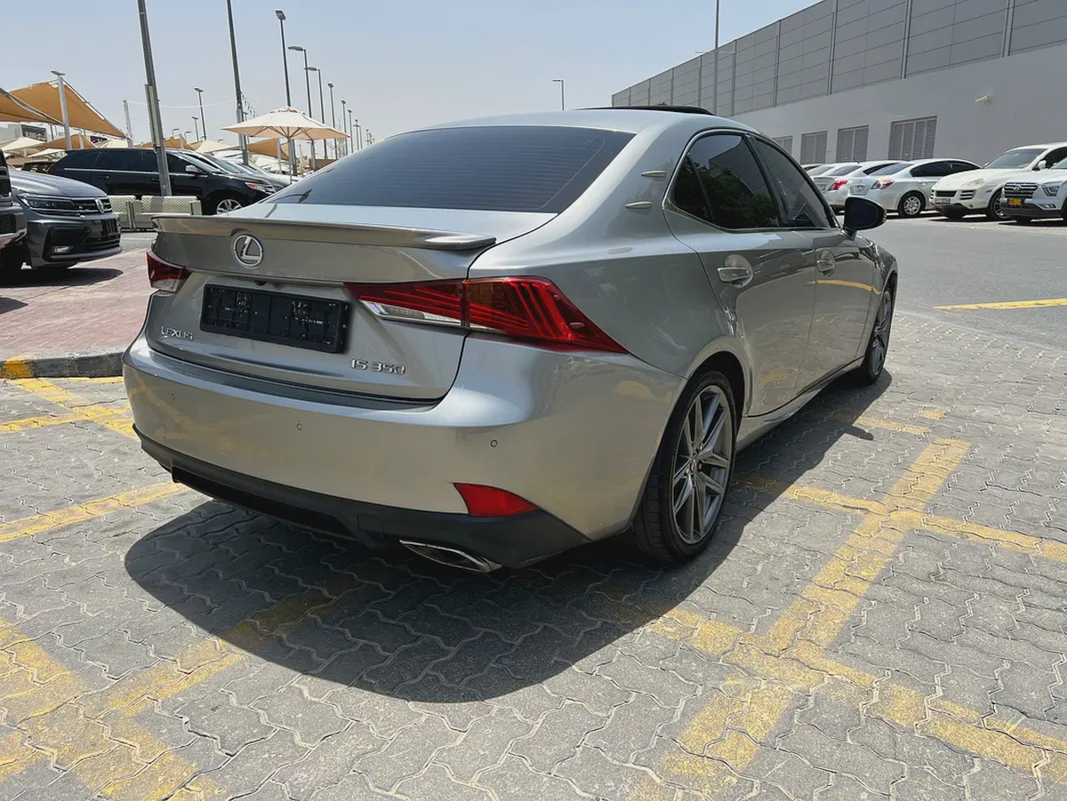 2019 Lexus IS 350 F Sport - GCC Specs - Perfect Condition-3-3