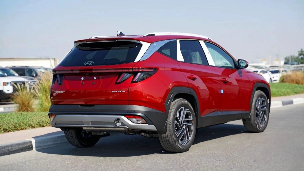 HYUNDAI TUCSON 2.0L PETROL GCC 2026 | RED EXTERIOR-6-6