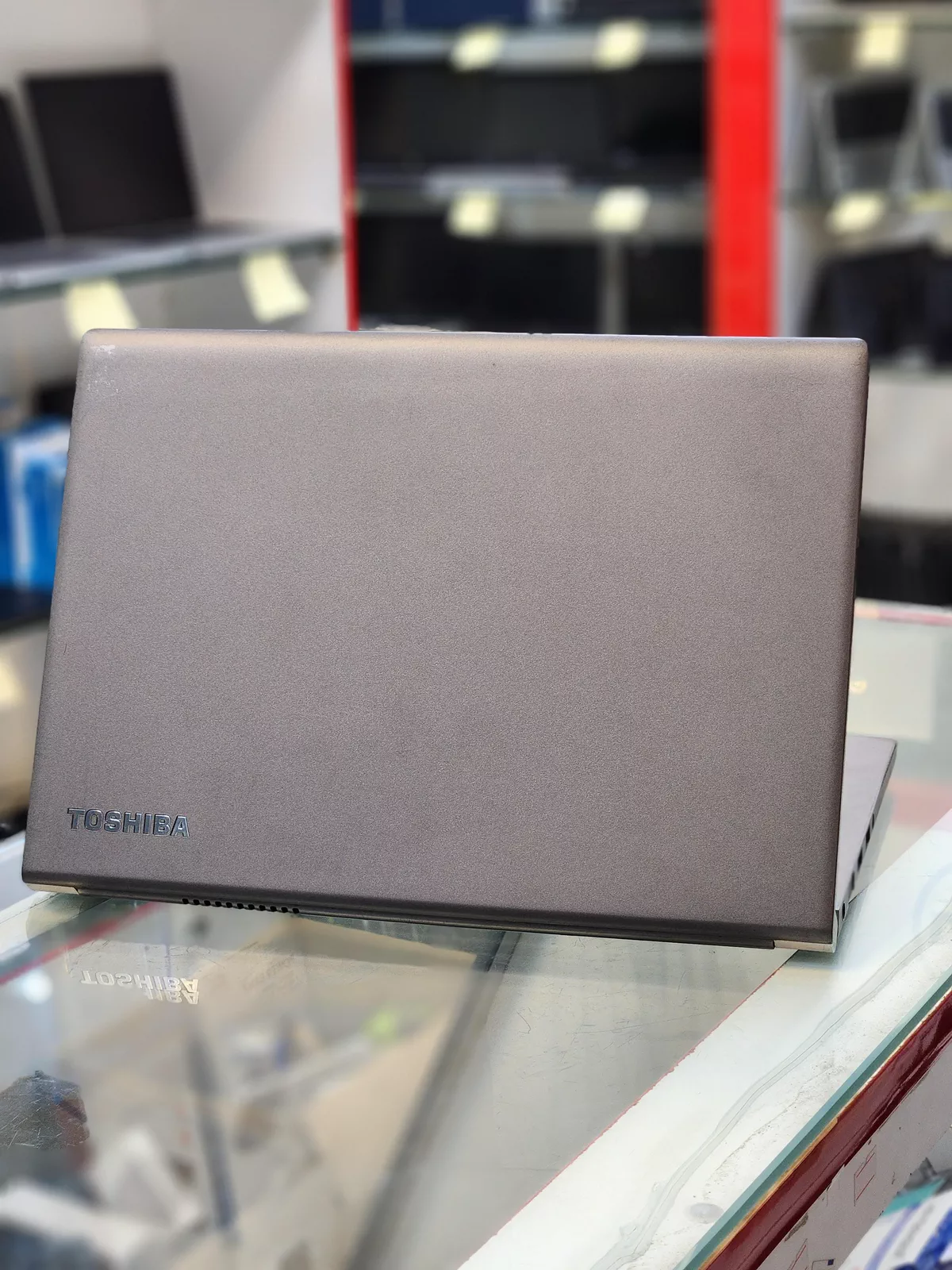 Toshiba Laptop | Slim and Light Weight-7-7