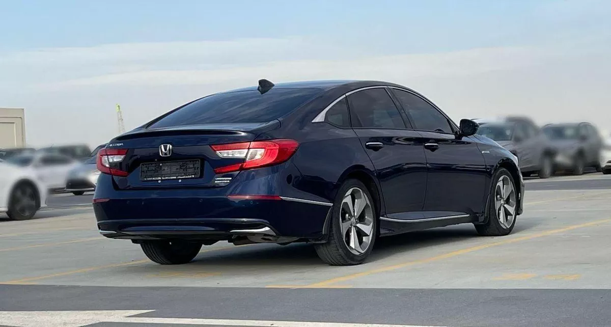 Honda Accord Sport 1.5L Hybrid Touring-4-0