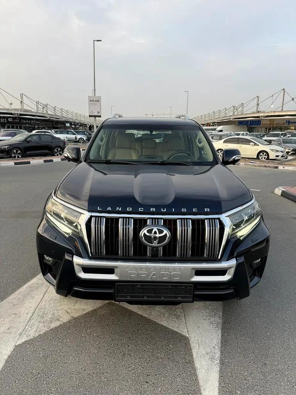 Toyota Prado 2018 VXR V6 Full Option Accident Free