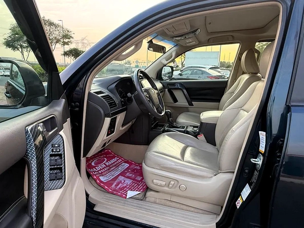 Toyota Prado 2018 VXR V6 Full Option Accident Free