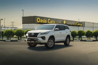 Toyota Fortuner VXR 2024 Agency Warranty Full Service History GCC 4.0L V6-0