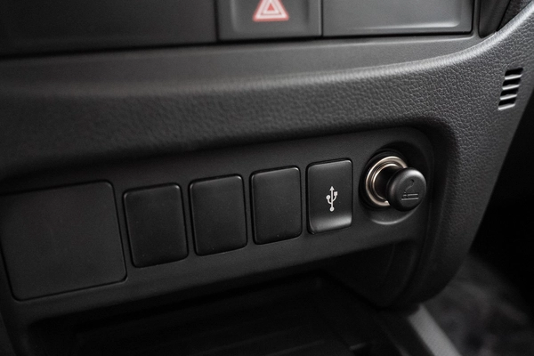 MITSUBISHI L200 2.5L M/T DIESEL 2WD MODEL 2023