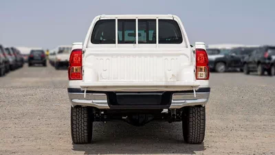 Toyota Hilux GLX MID OPTION PETROL 2.7 AT-7