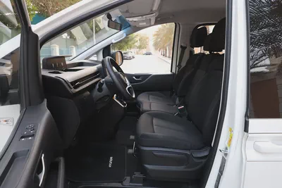 Hyundai Staria 2023 GCC Specs - Perfect Family & Commercial Van-8