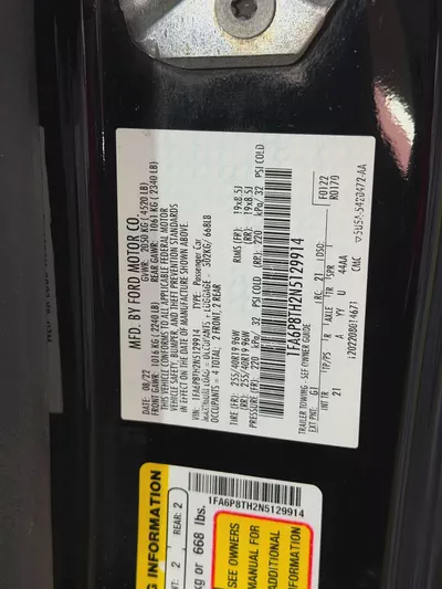Ecoboost 2022 Mustang in a very good condition-9