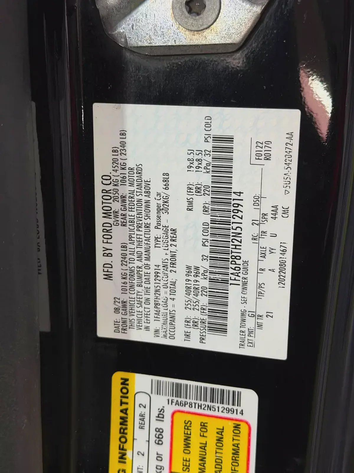 Ecoboost 2022 Mustang in a very good condition-9-9