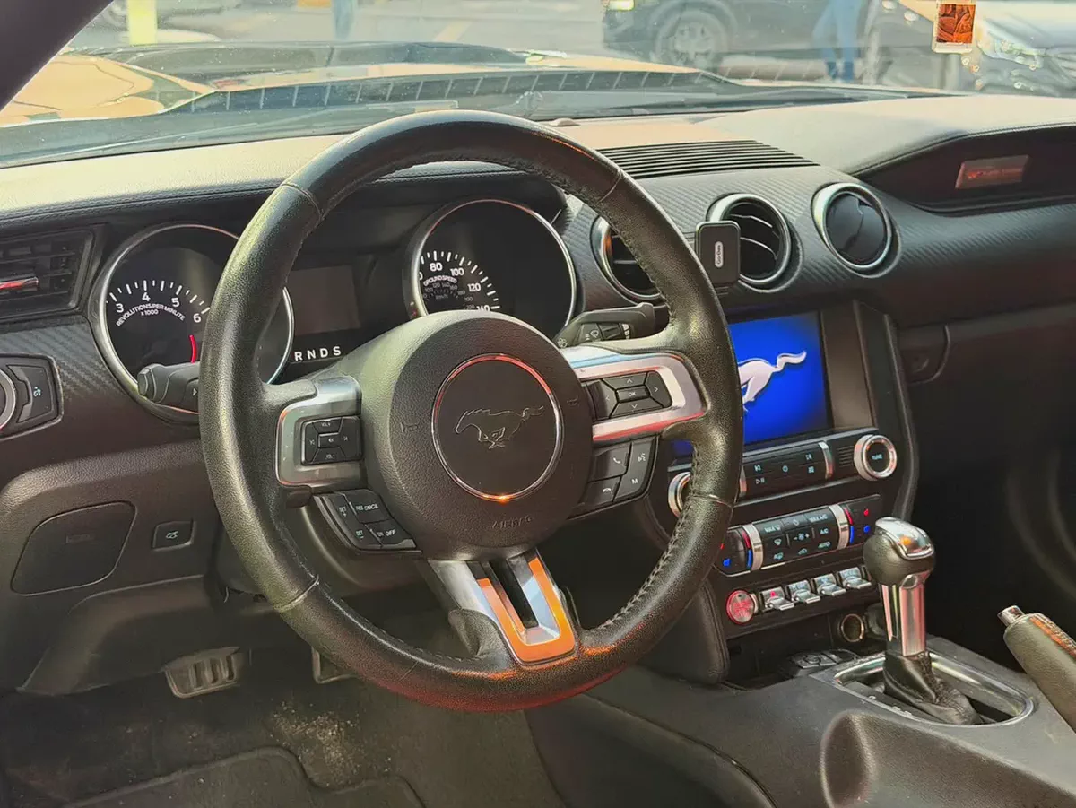 Ecoboost 2022 Mustang in a very good condition-8-8