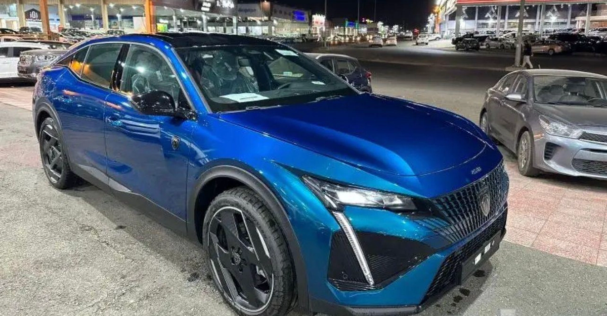 New 2024 Peugeot Peugeot 408-8-8