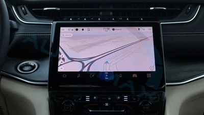 2025 JEEP GRAND CHEROKEE LIMITED PLUS GCC 0Km With 3 Yrs or 60K Km Warranty @Official Dealer-3