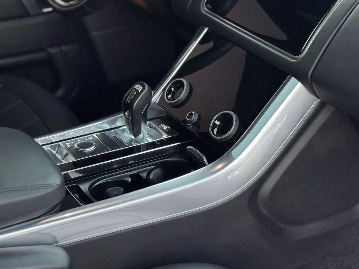 Land Rover Range Rover Sport HSE DYNAMIC Supercharged 5.0L-7-0