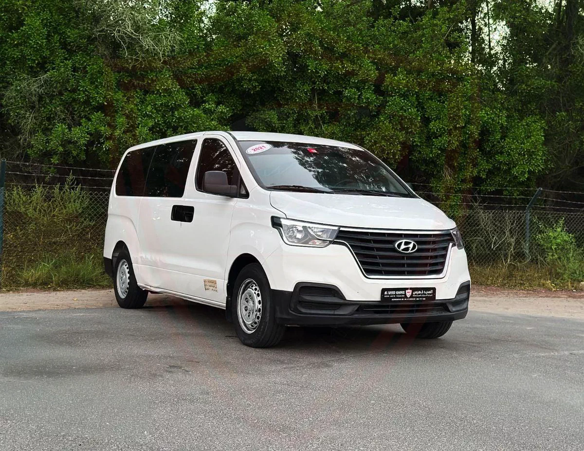 Hyundai H-1 GL Hyundai H1 2021 | 2.4L V4 | GCC Specs | Accident-Free | Excellent Condition | AED 907/Month