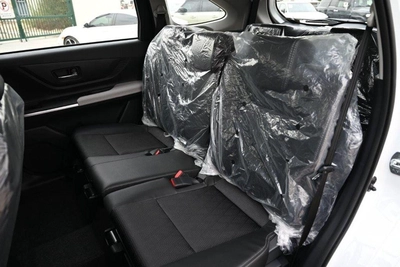 Toyota Veloz full option 1.5L-10
