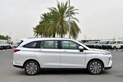 Toyota Veloz full option 1.5L-3