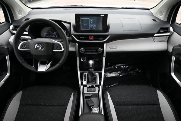 Toyota Veloz full option 1.5L