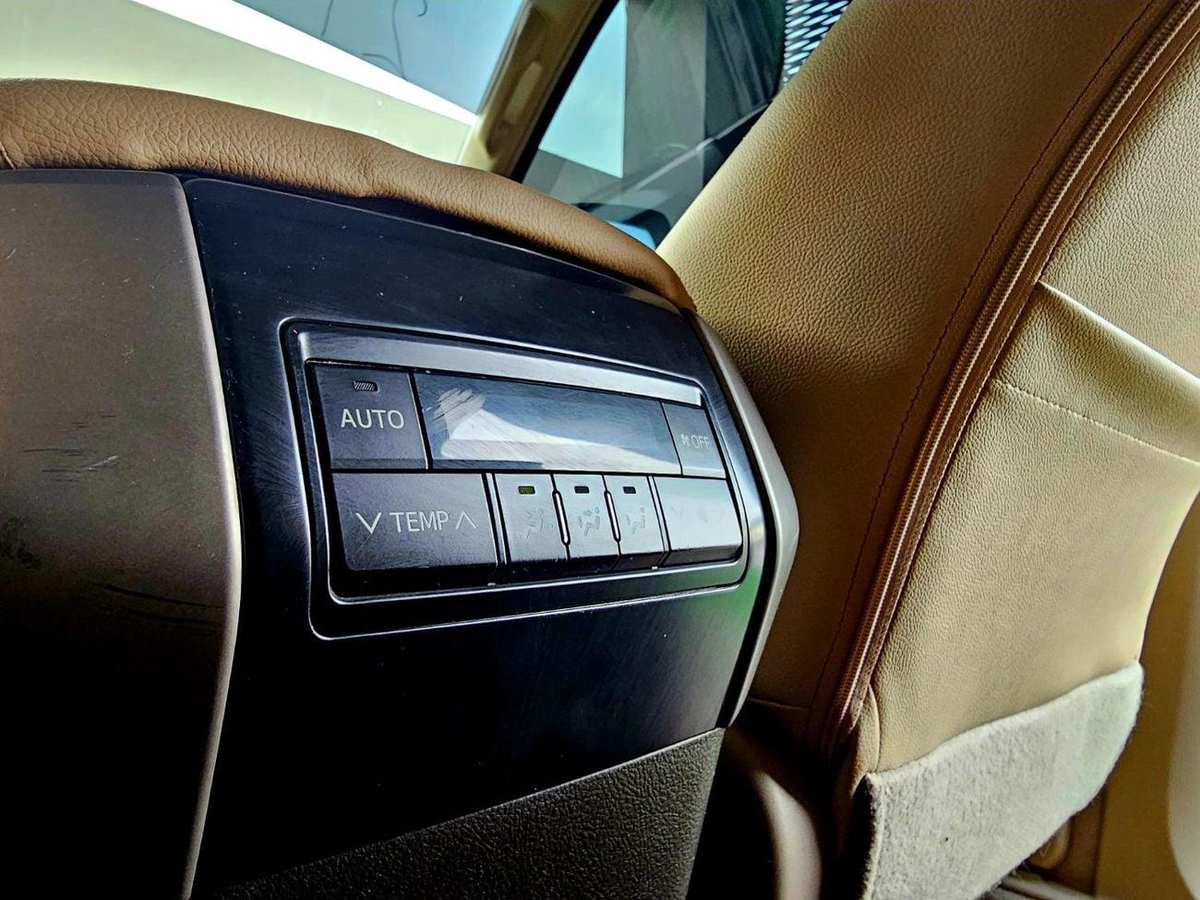 Toyota Prado TX-L PRADO TXL / NEW SHAPE / SUNROOF LEATHER / ORIGINAL BLACK COLOR-18-0