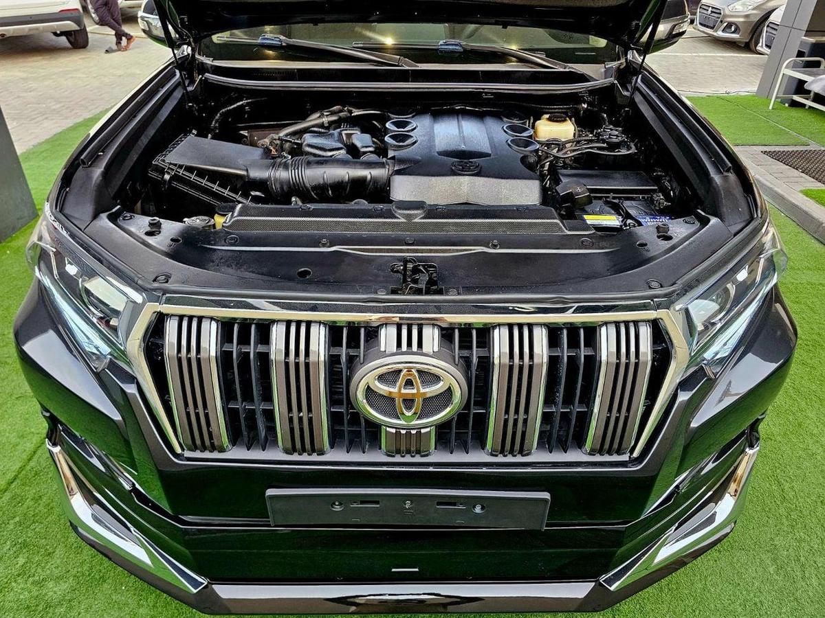 Toyota Prado TX-L PRADO TXL / NEW SHAPE / SUNROOF LEATHER / ORIGINAL BLACK COLOR-8-0