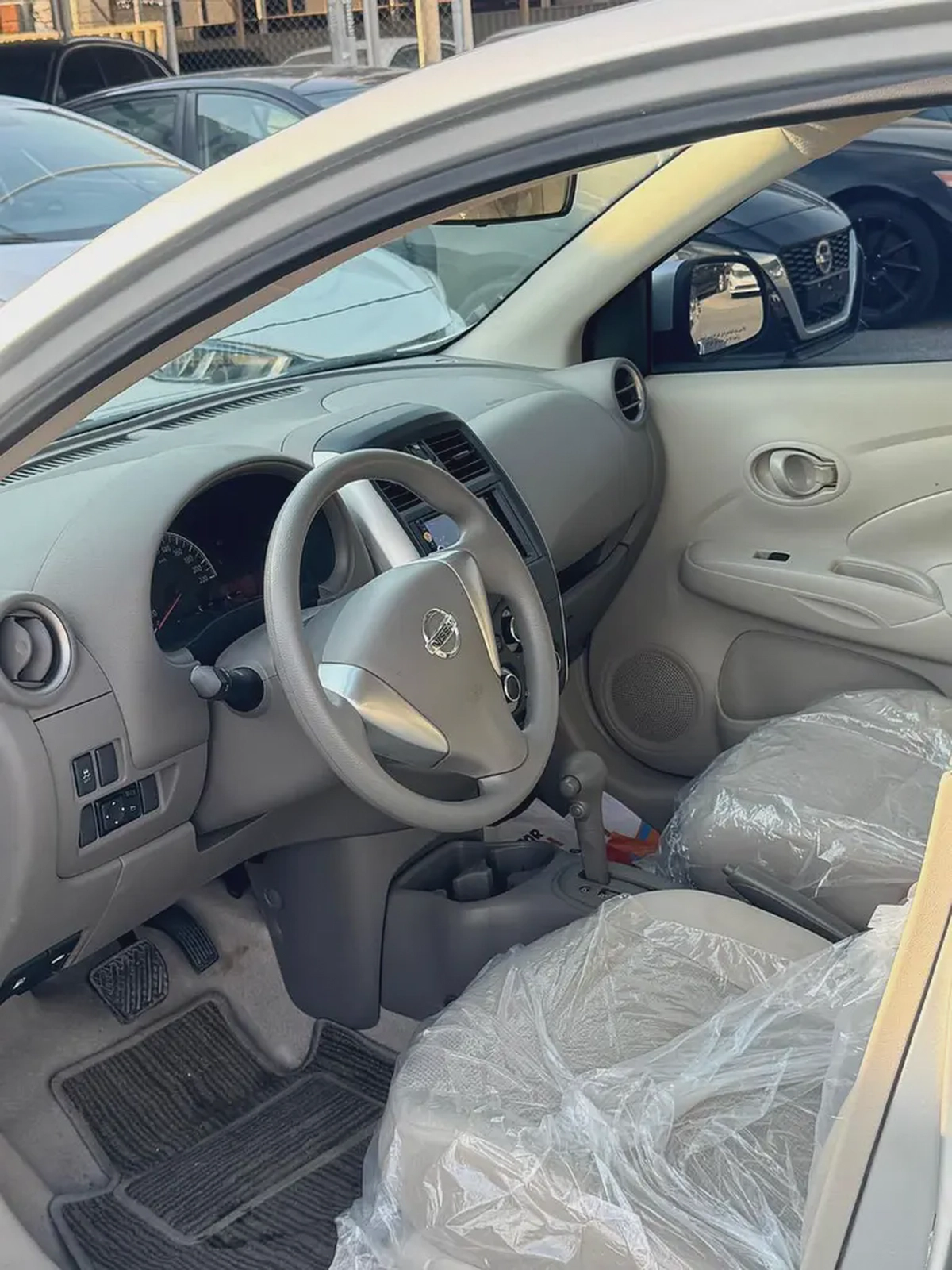 Nissan Sunny 2022 SE | GCC Specs | Low Mileage | Excellent Condition-7-7