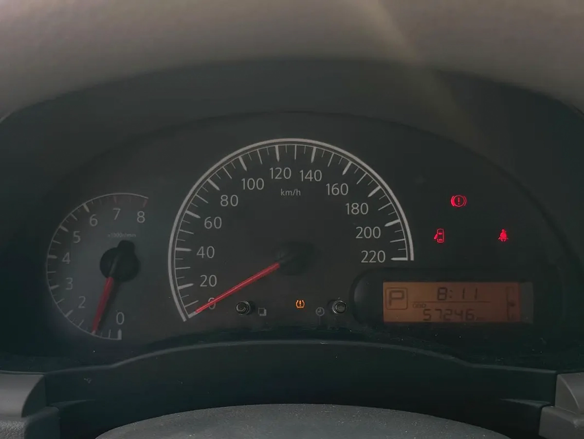 Nissan Sunny 2022 SE | GCC Specs | Low Mileage | Excellent Condition-8-8