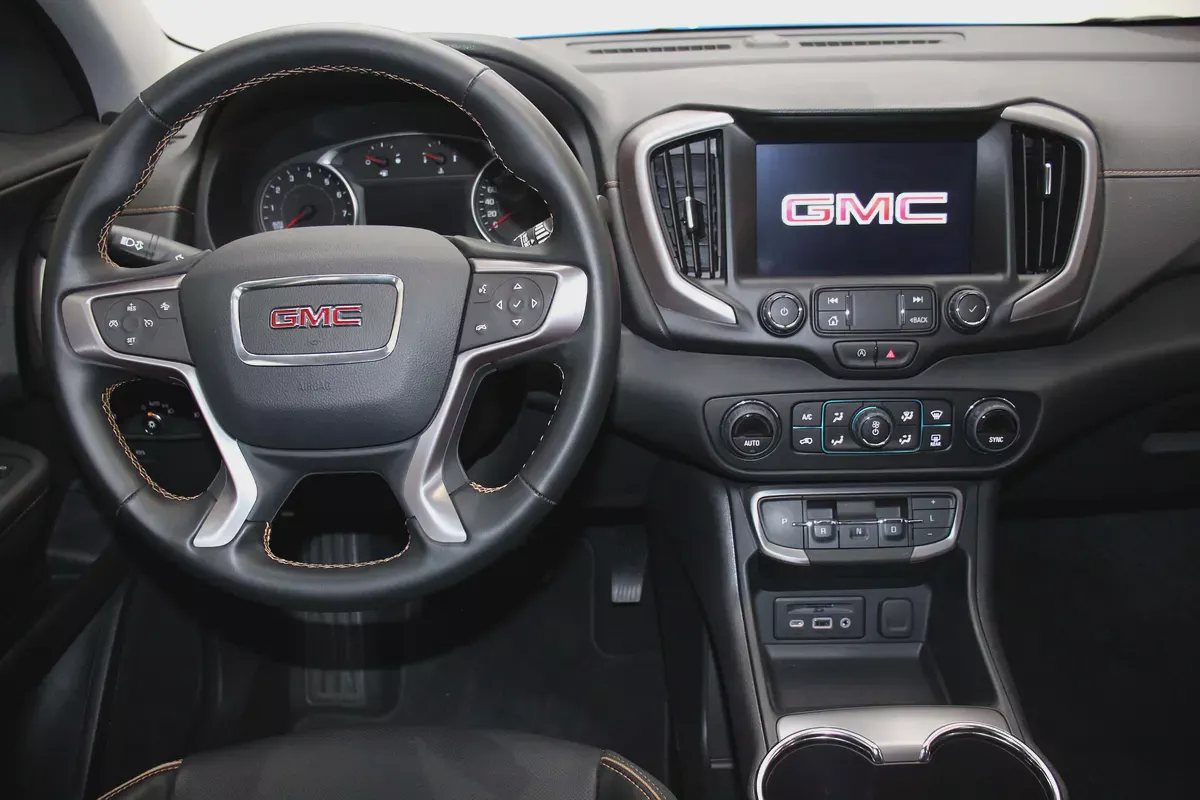 GMC Terrain AT4 2024 GCC Specs-6-6