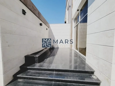 Corner Villa | Modren Finishing| Ready To Move-20