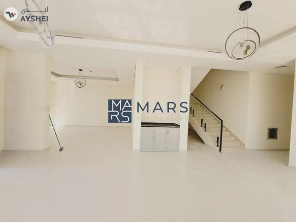 Corner Villa | Modren Finishing| Ready To Move