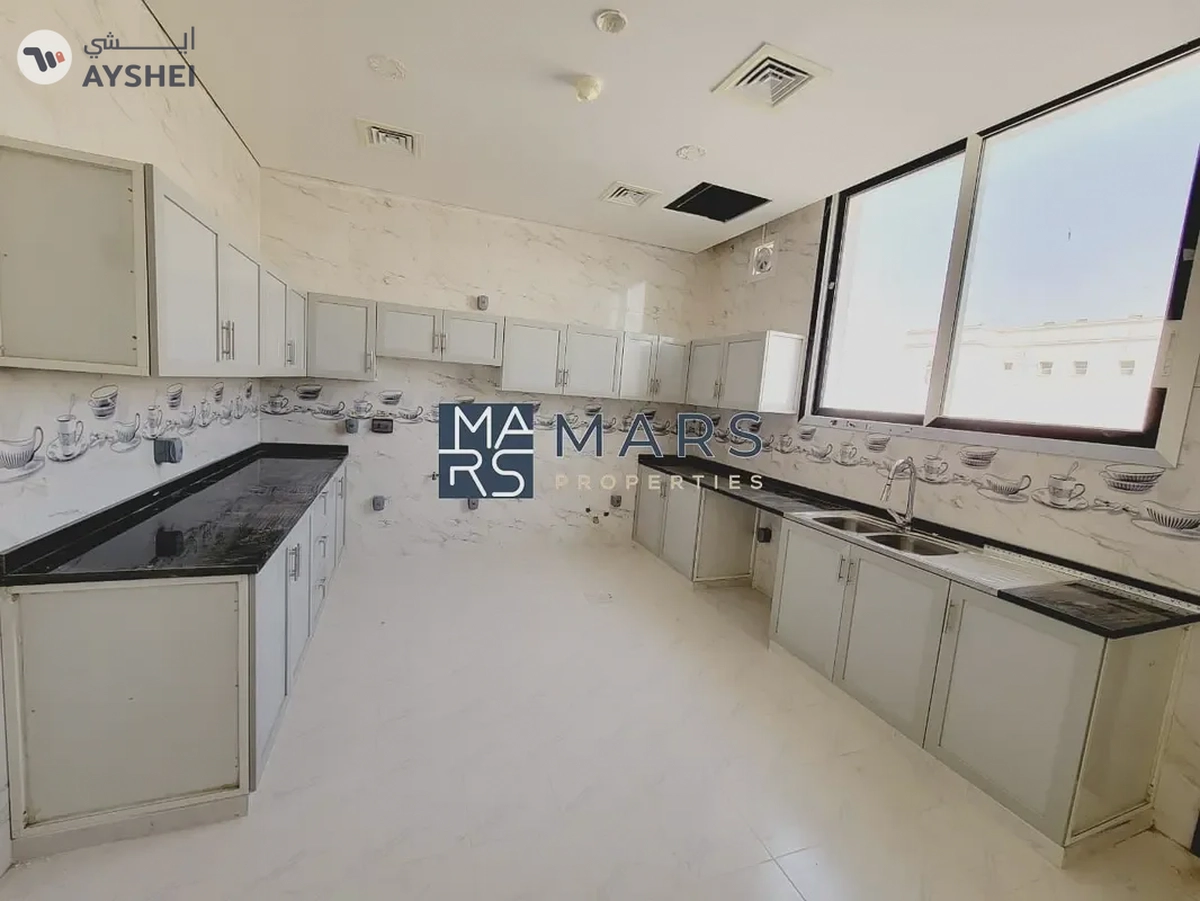 Corner Villa | Modren Finishing| Ready To Move-18-18