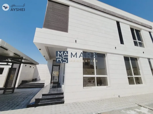 Corner Villa | Modren Finishing| Ready To Move