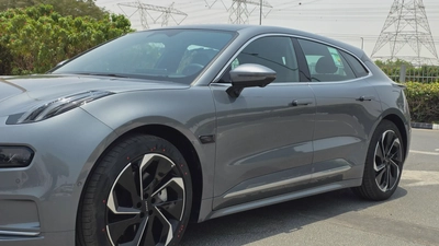 ZEEKR 001 RWD (Grey)-5
