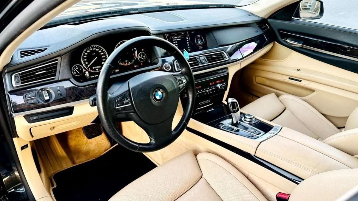 BMW Active Hybrid 7-10-0