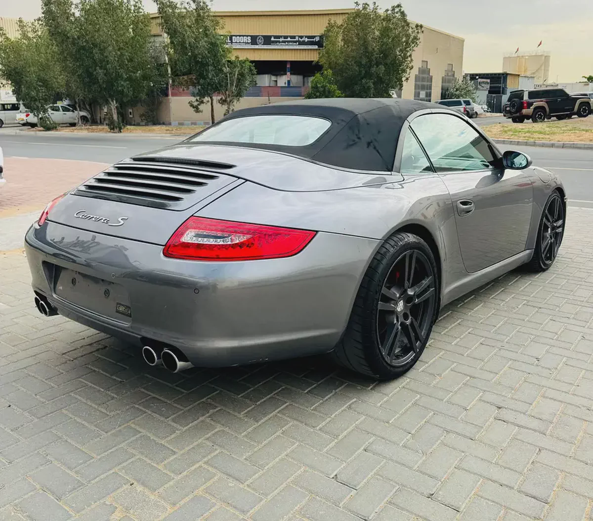 GCC Specs Porsche 911 Carrera S 2006 - Excellent Condition-10-10