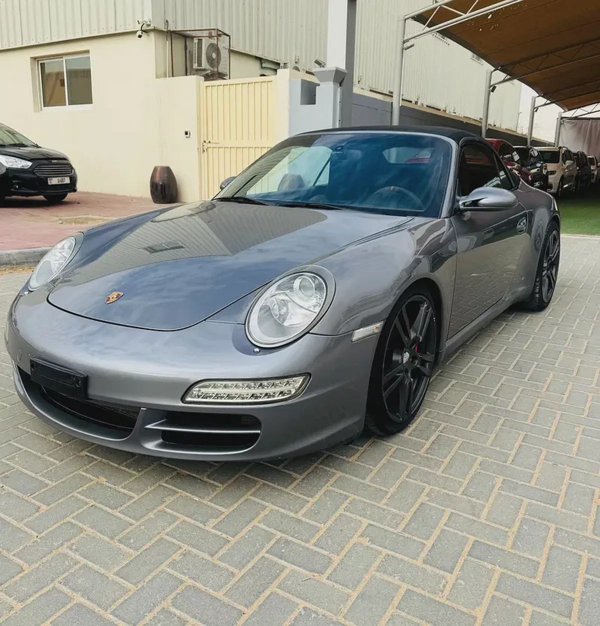 GCC Specs Porsche 911 Carrera S 2006 - Excellent Condition-2-2