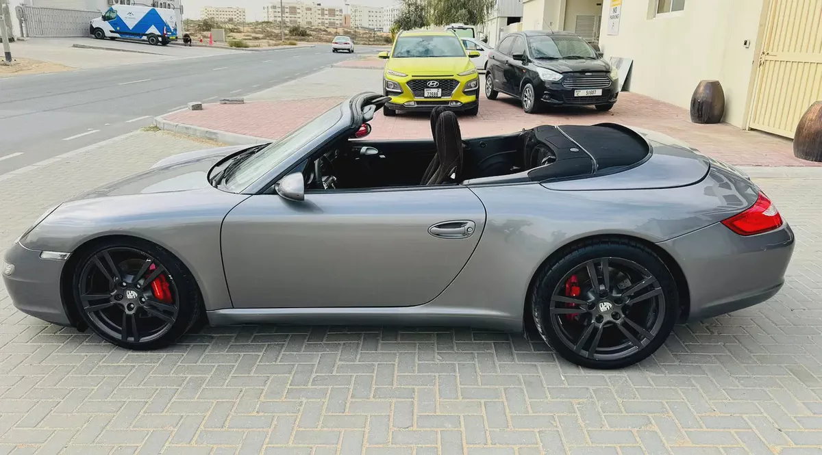 GCC Specs Porsche 911 Carrera S 2006 - Excellent Condition-6-6