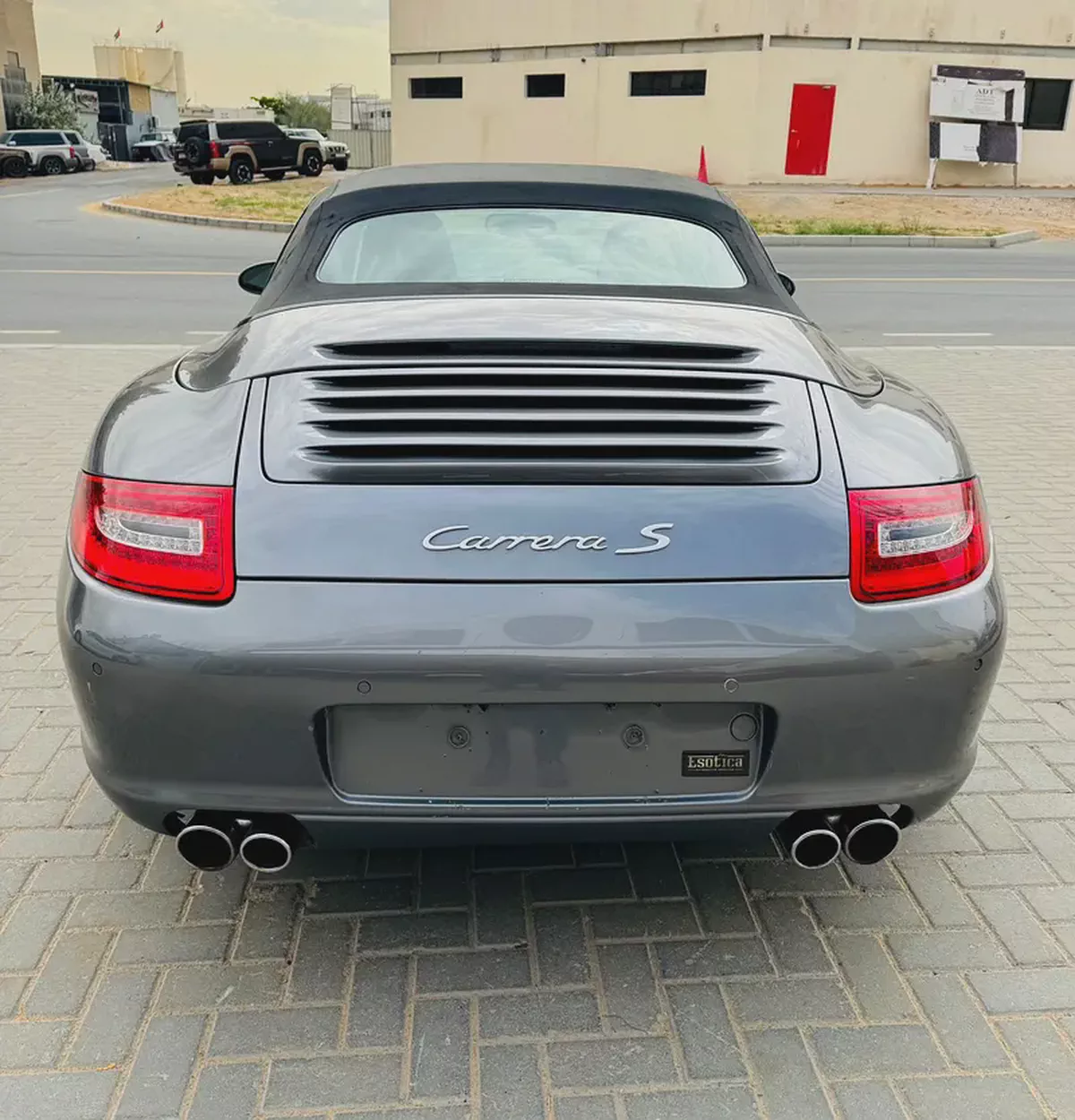 GCC Specs Porsche 911 Carrera S 2006 - Excellent Condition-8-8