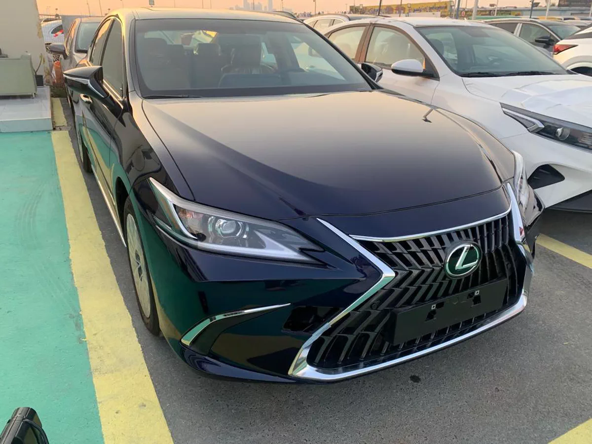 New 2026 Lexus ES 350-4-4