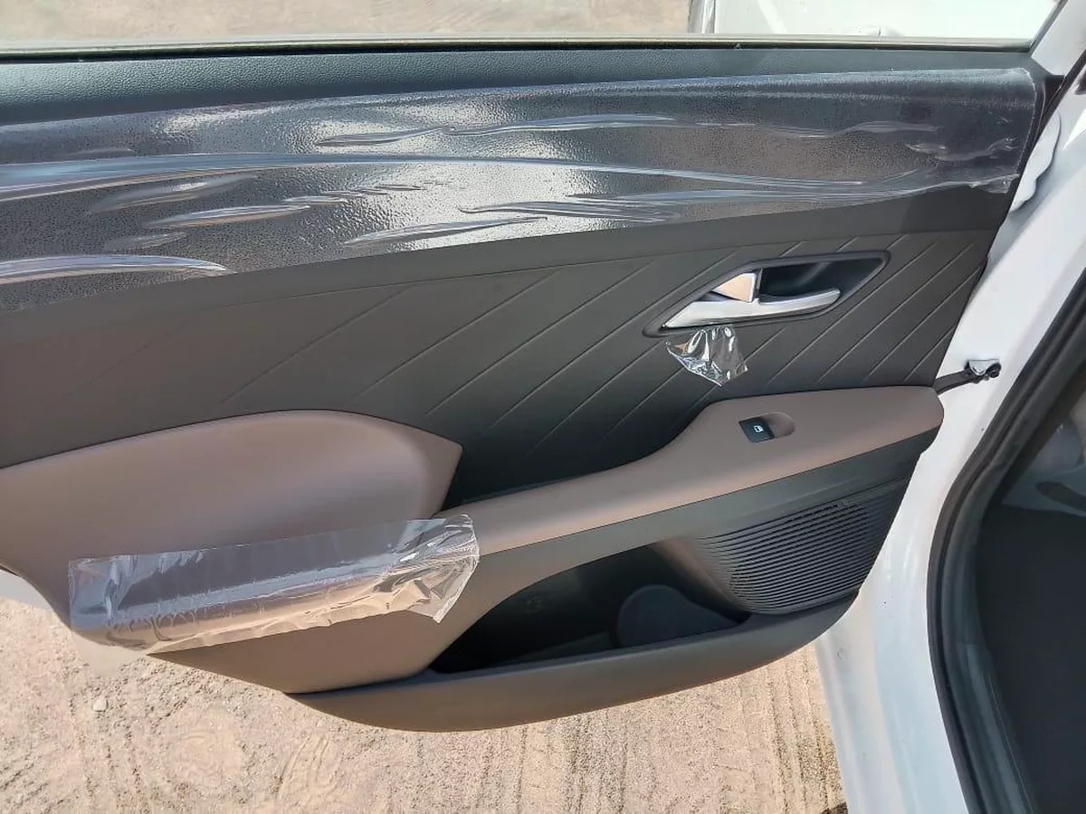 2024 Hyundai Xcent White – 1.5L Automatic Sedan-4-4