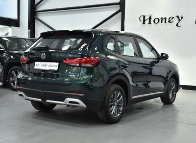 MG ZS 1.5L ( 2026 Model ) in Green Color GCC Specs-5
