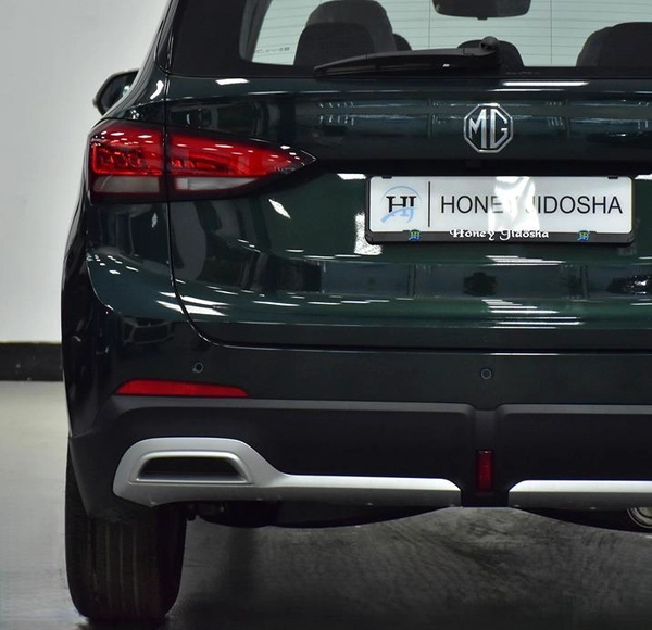 MG ZS 1.5L ( 2026 Model ) in Green Color GCC Specs