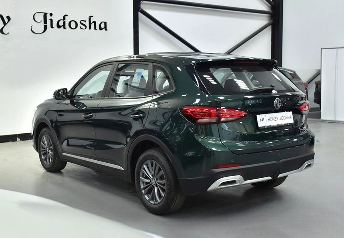 MG ZS 1.5L ( 2026 Model ) in Green Color GCC Specs-13-13