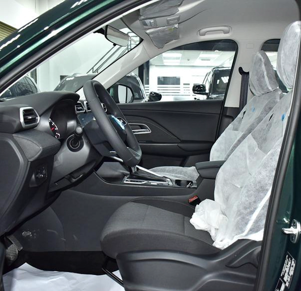 MG ZS 1.5L ( 2026 Model ) in Green Color GCC Specs-7-7