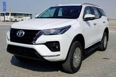 Toyota Fortuner GXR 4.0L (278 HP)-0