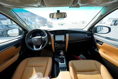 Toyota Fortuner GXR 4.0L (278 HP)-12