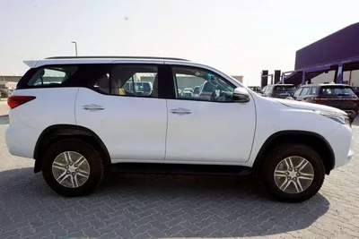 Toyota Fortuner GXR 4.0L (278 HP)-2